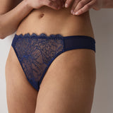Triumph - Amourette Sparkle String Tr Ad