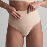Bye bra - Talje Kontrol String Trusse Beige