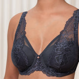 Triumph - Wild Peony Florale Form Bh Pebble Grey