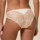 Triumph - Amourette Charm Brazilian Creamy Dream