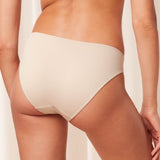 Triumph - Pure Micro Tai Trusse Cameo Beige