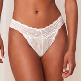 Triumph - Lift Smart Highleg String Ecru White