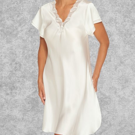Lady avenue - Nattlinne i Silke med ärmar