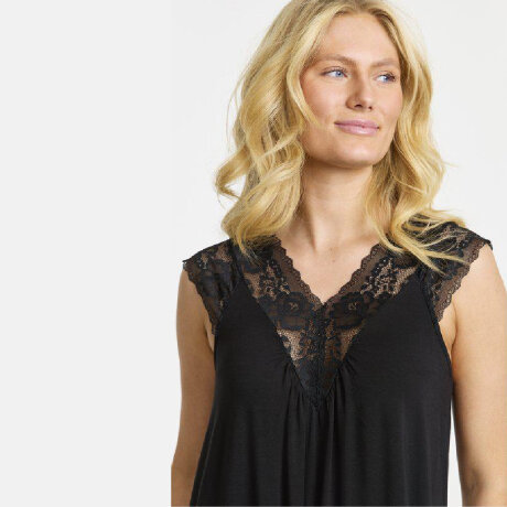 Damella - Natkjole med blonde Sort
