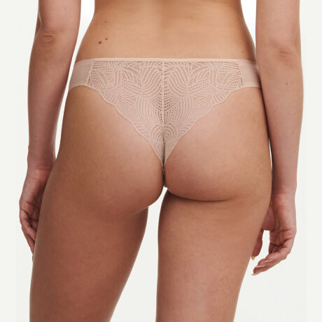 Chantelle - Soft Stretch Lace String Golden Beige