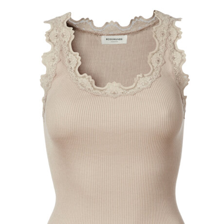 Rosemunde - Iconic Silke Top med Blonde Cacao