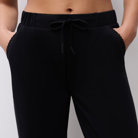 Chantelle - Romance Natbuks Sort